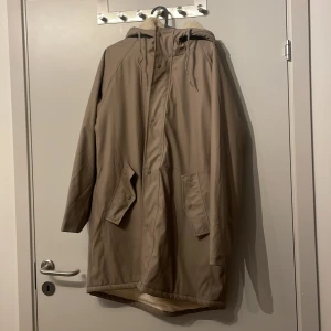 Regnjacka - Använd Max 5 gånger 