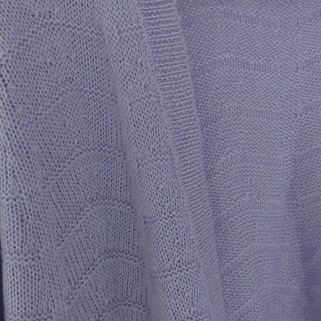 Ljuslila stickad kofta från Kaffe - 92