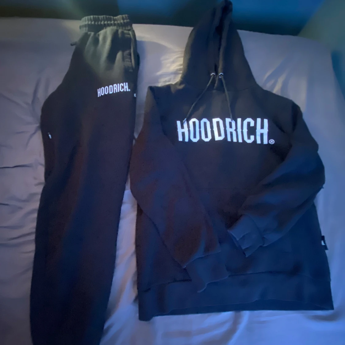 Hoodrich kitt - 90