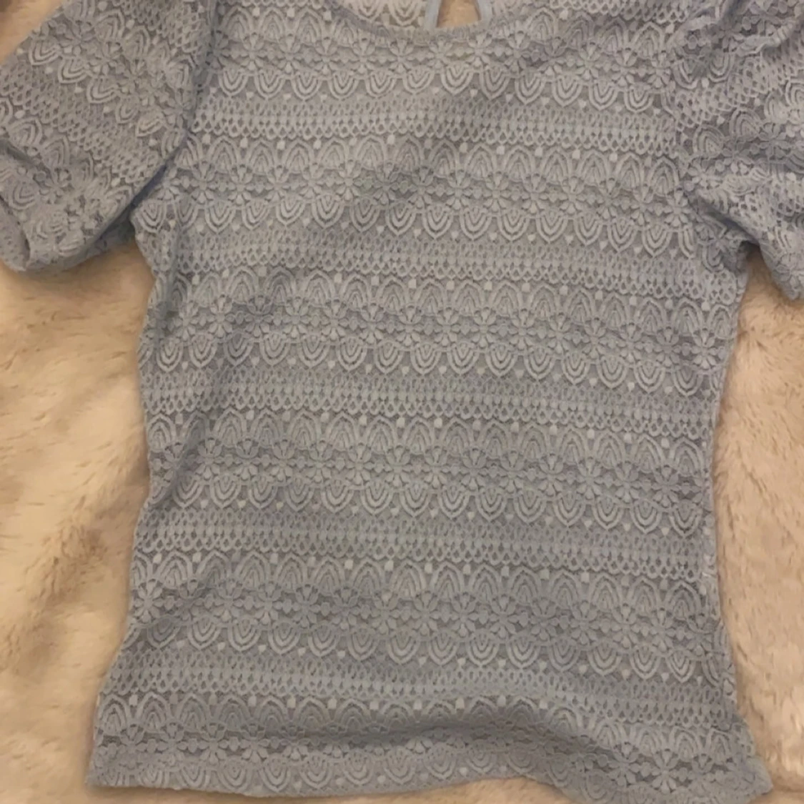 Ljusblå spetsblus - 1