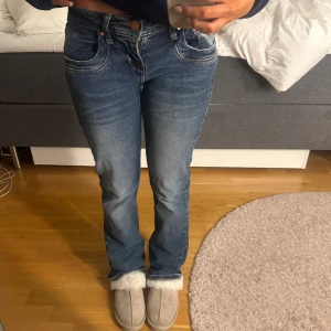 Ltb jeans  - Säljer dessa snygga jeans då dem är för långa o aldrig kommer till användning. Använt fåtal gånger💗