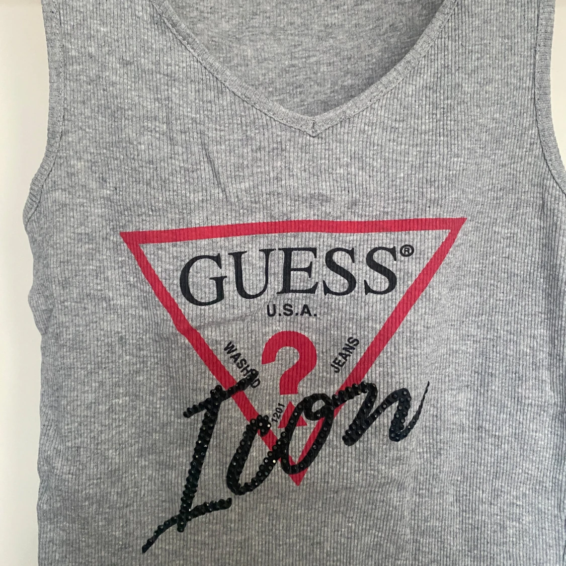 Grå ribbad linnetopp från Guess - 1