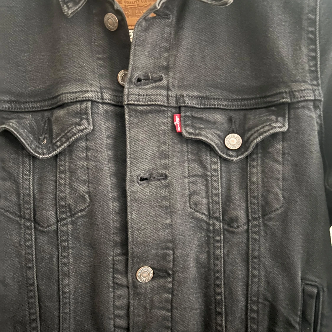 Levis svart jeansjacka - 1