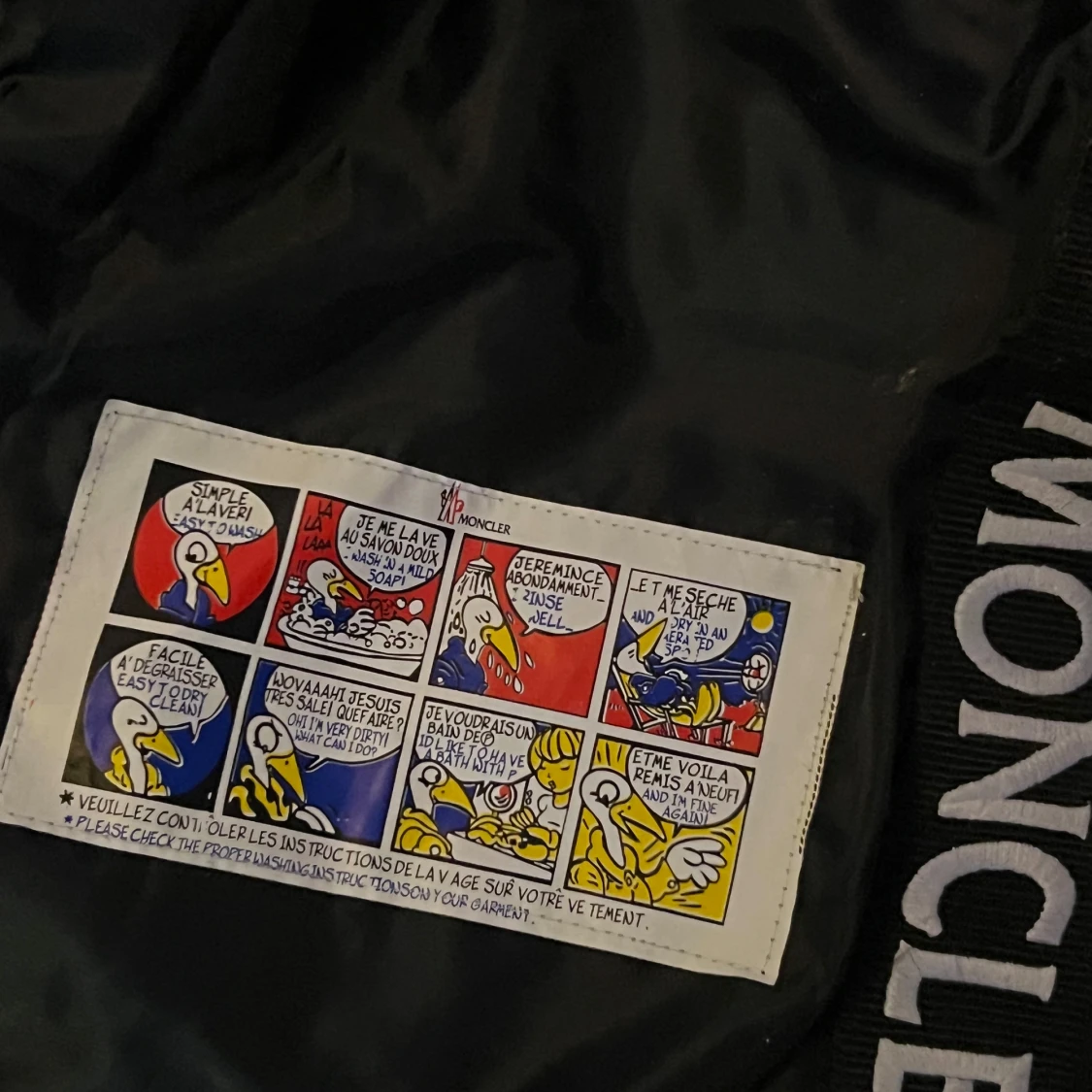 Svart dunväst från Moncler - 93