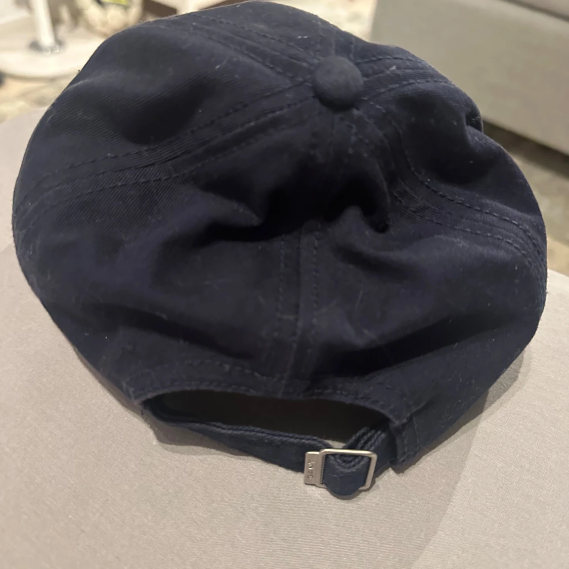 Mörkblå keps från GANT - 91