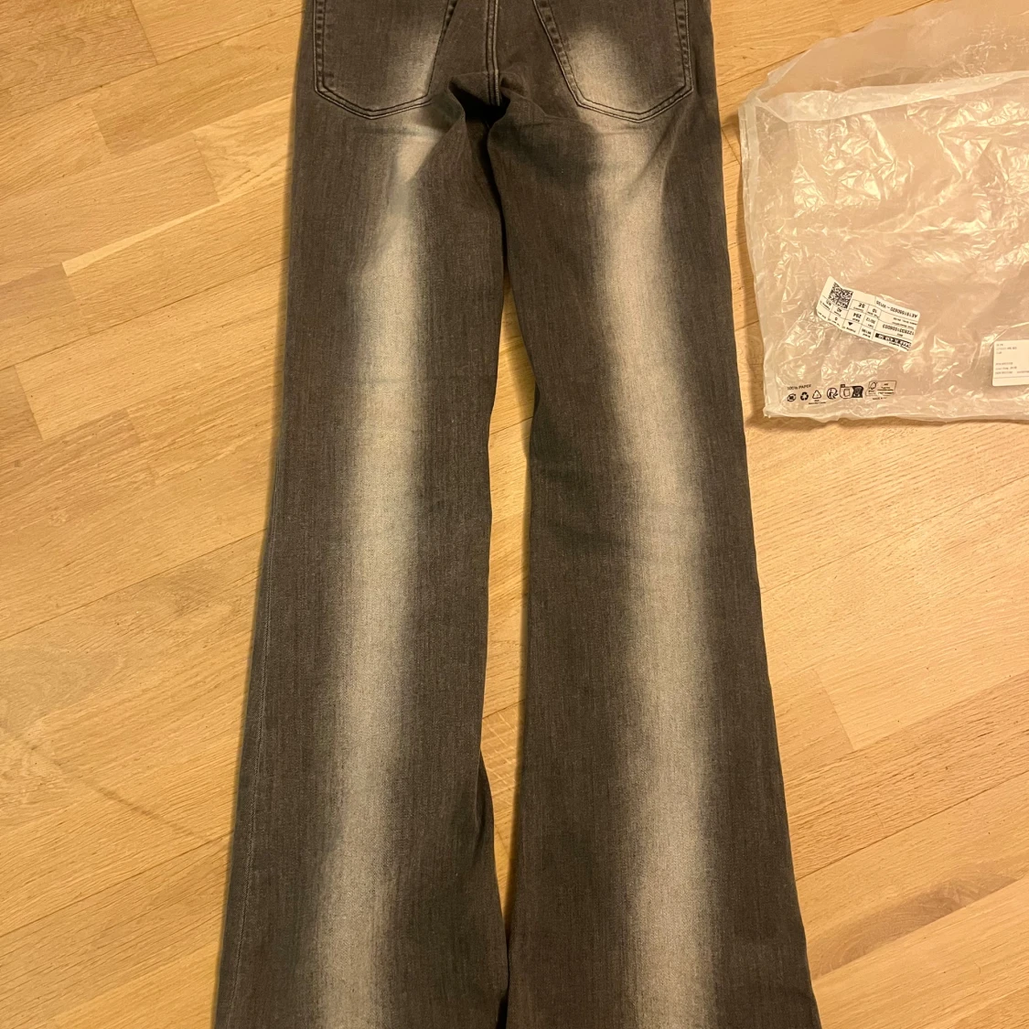 Weekday BOOTY BEI LOW WAIST SKINNY BOOTCUT JEANS - 92