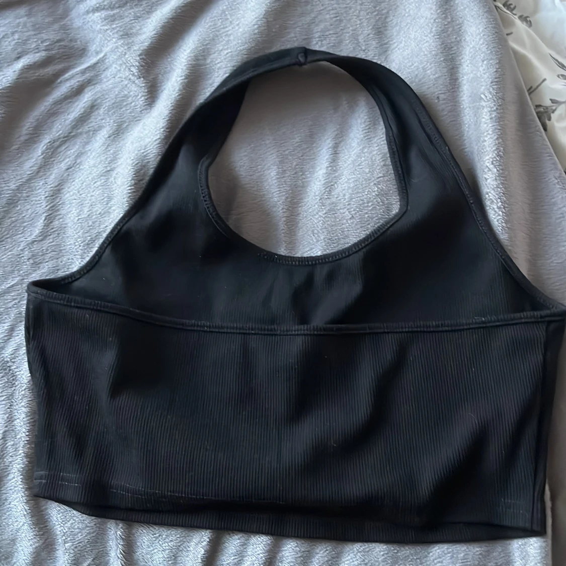 Svart ribbad halterneck topp - 92