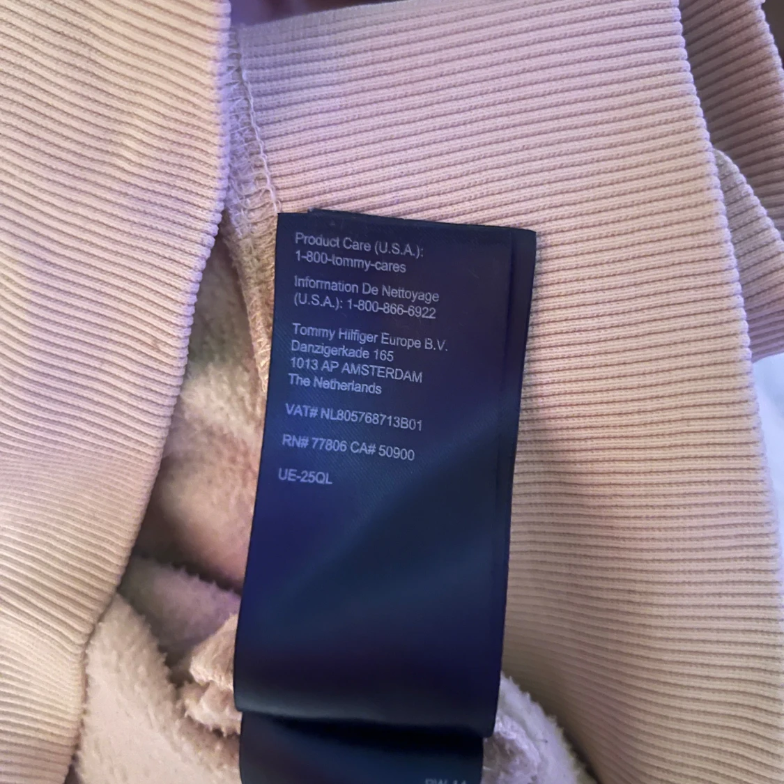 Beige tröja från Tommy Hilfiger - 93