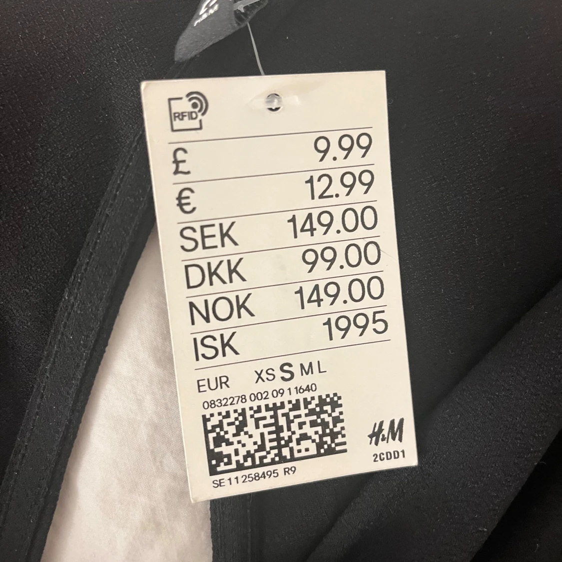Svart omlottopp från H&M - 91