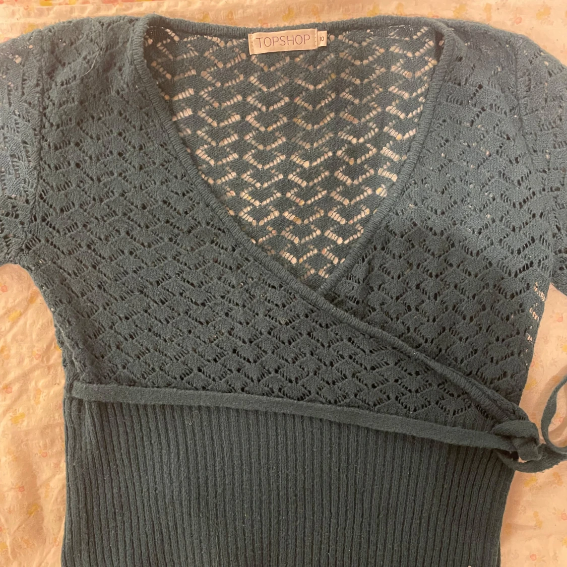 Super snygg omlott tröja - 93