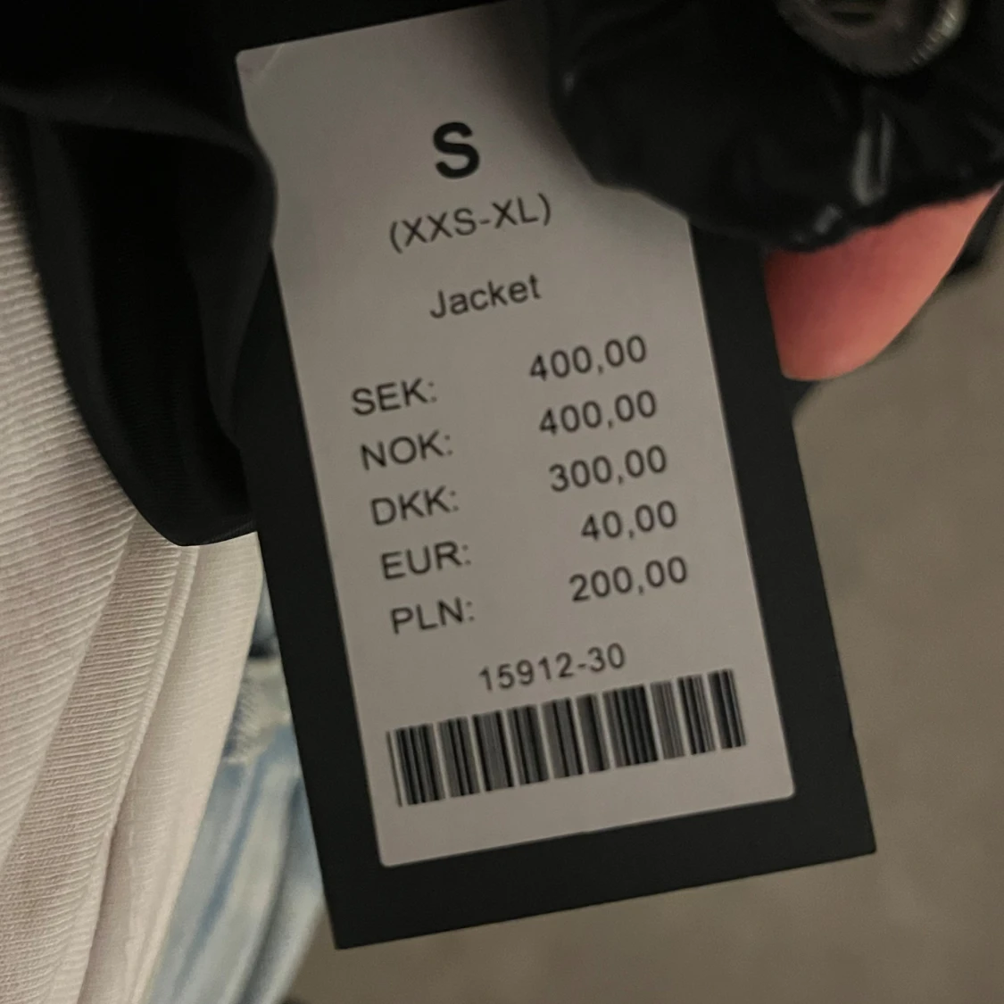 Svart pufferjacka - 91