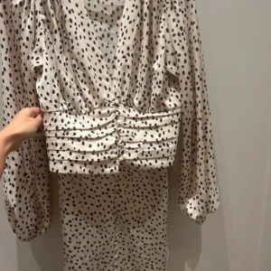 !!!!SÖKER!!!! Detta set i XS - Söker !!!!