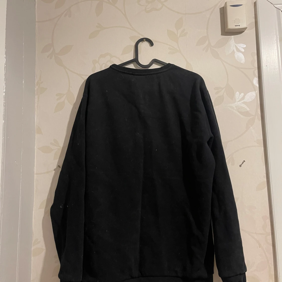 Svart sweatshirt från Ellesse - 90