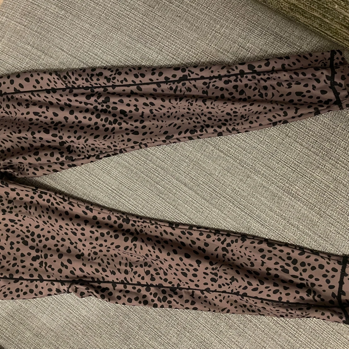 Bruna leggings med leopardmönster - 90