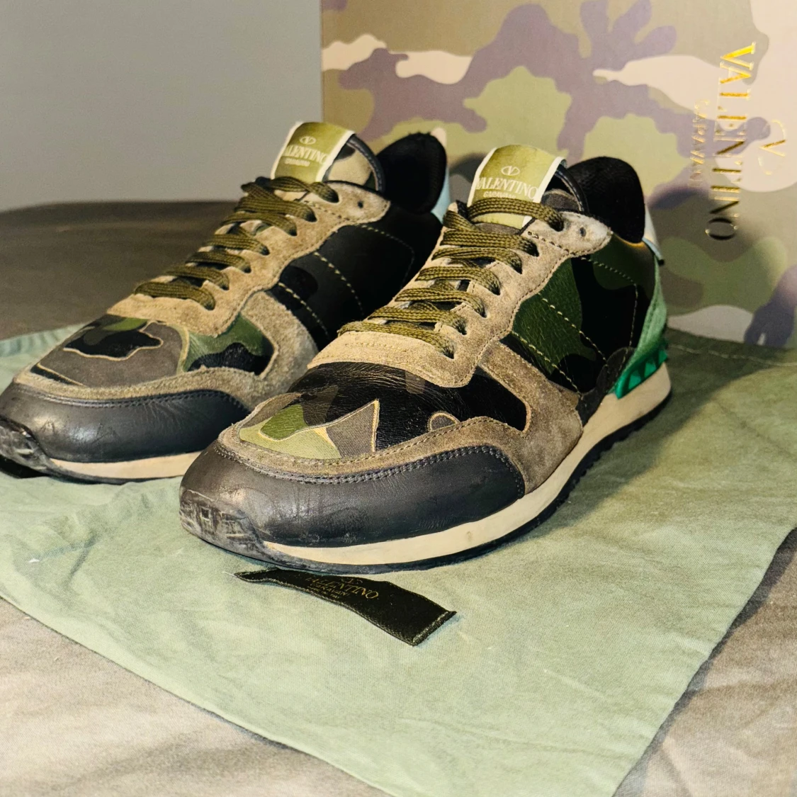 Valentino Rockrunner i camouflage