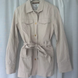 Jacka - Väldigt snygg och fint skick!