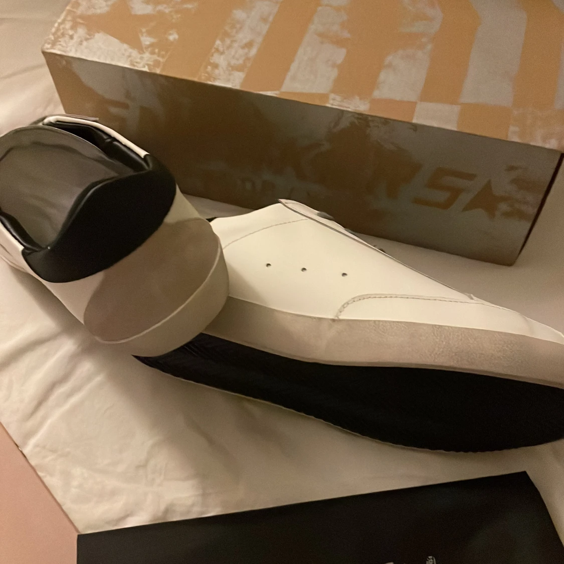 Vita sneakers från GGDB - 92