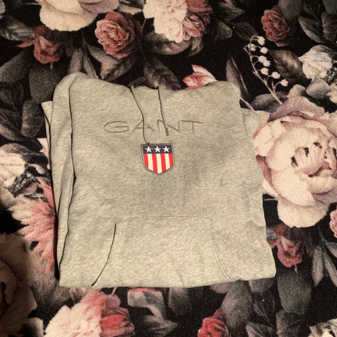 Grå hoodieklänning från GANT