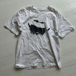 ken carson teenx tröja - ken carson t-shirt. it äkta printad på random blank. 