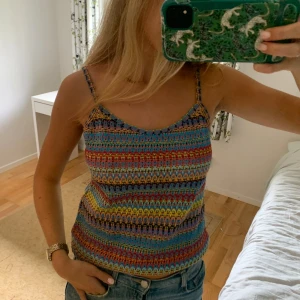 Topp med mönster - Linne/topp med färgglatt mönster