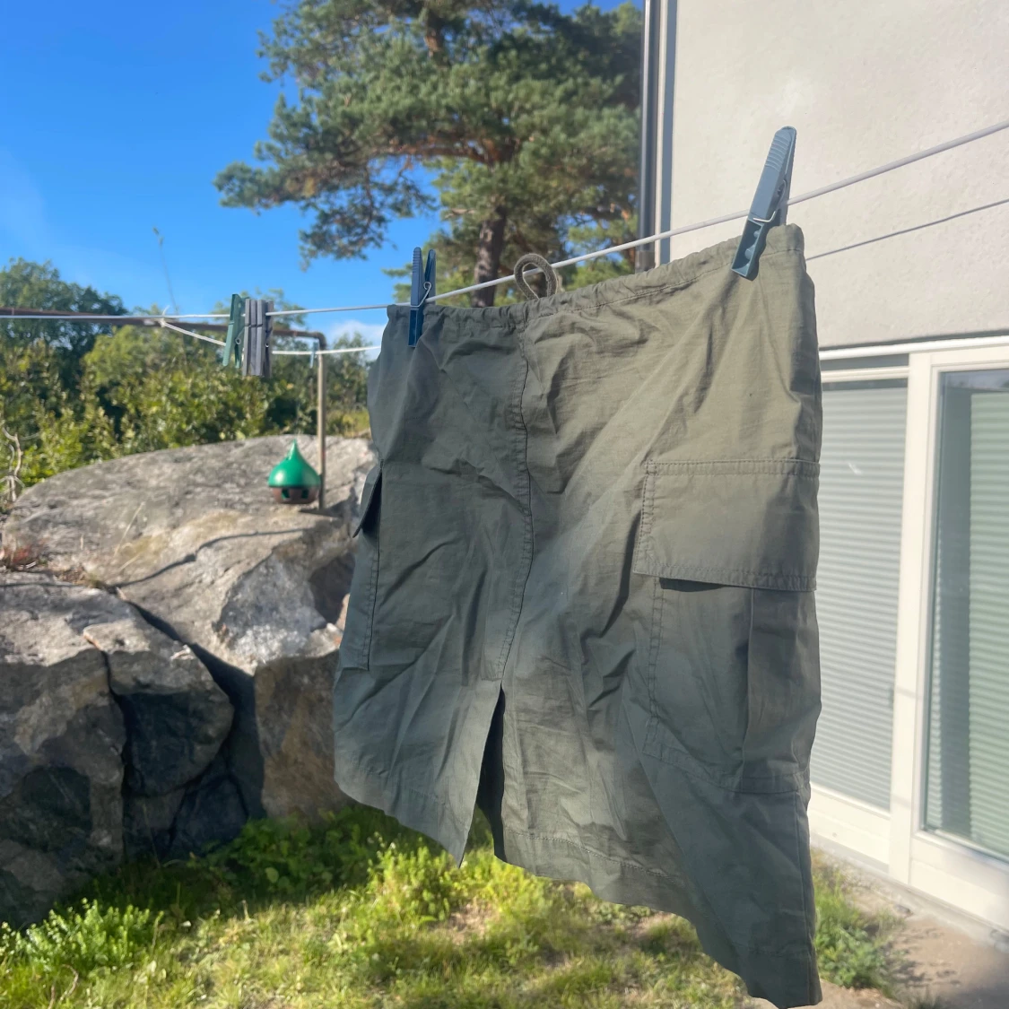 Beige kjol med fickor - 90