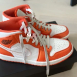 Air Jordan skor - Bra skick, nästan oanvänd, storlek 41