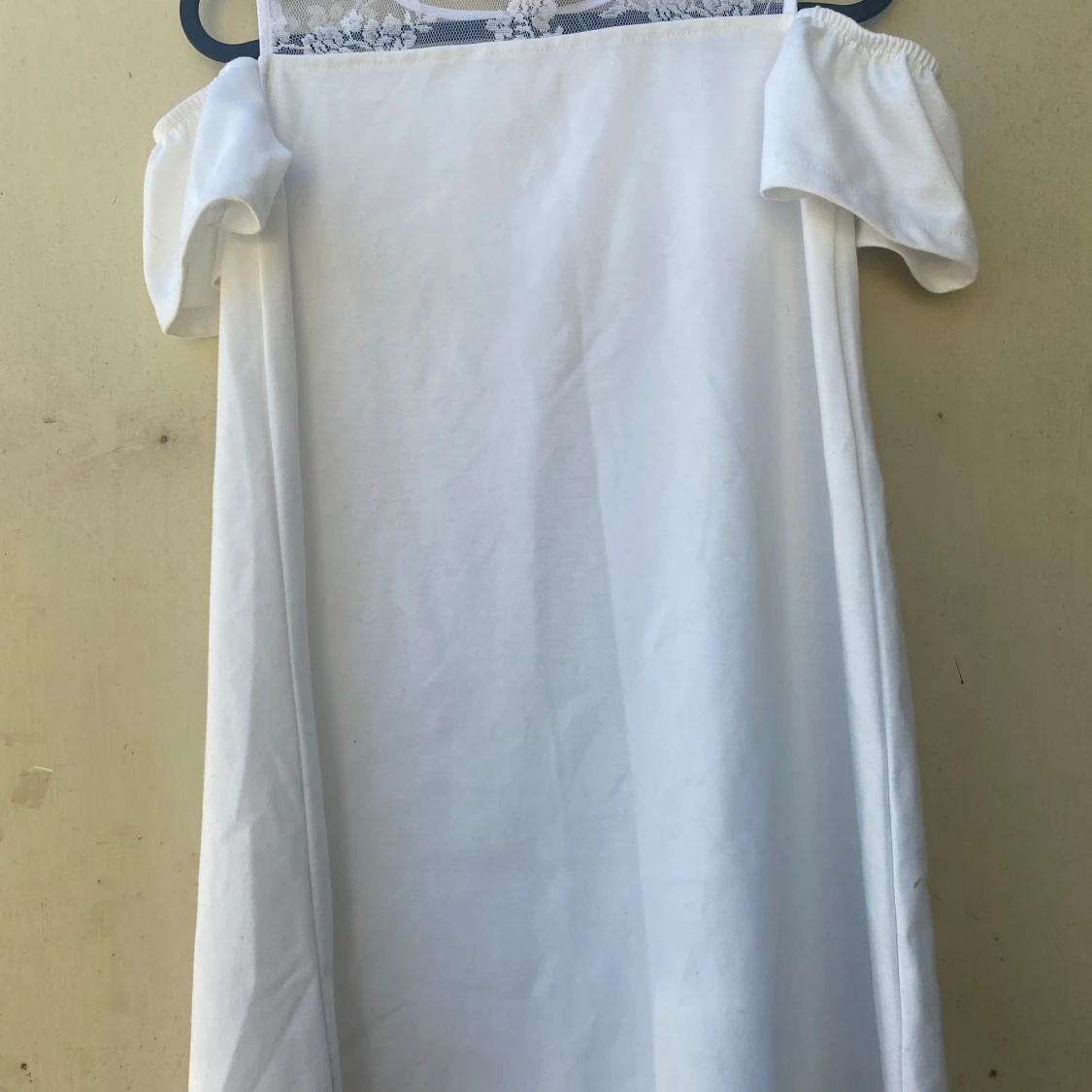 Vit klänning från Holly & Whyte by Lindex - 90