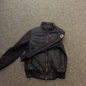 parajumpers jacka/cardigan - fin parajumpers jacka/cardigan, pris kan diskuteras