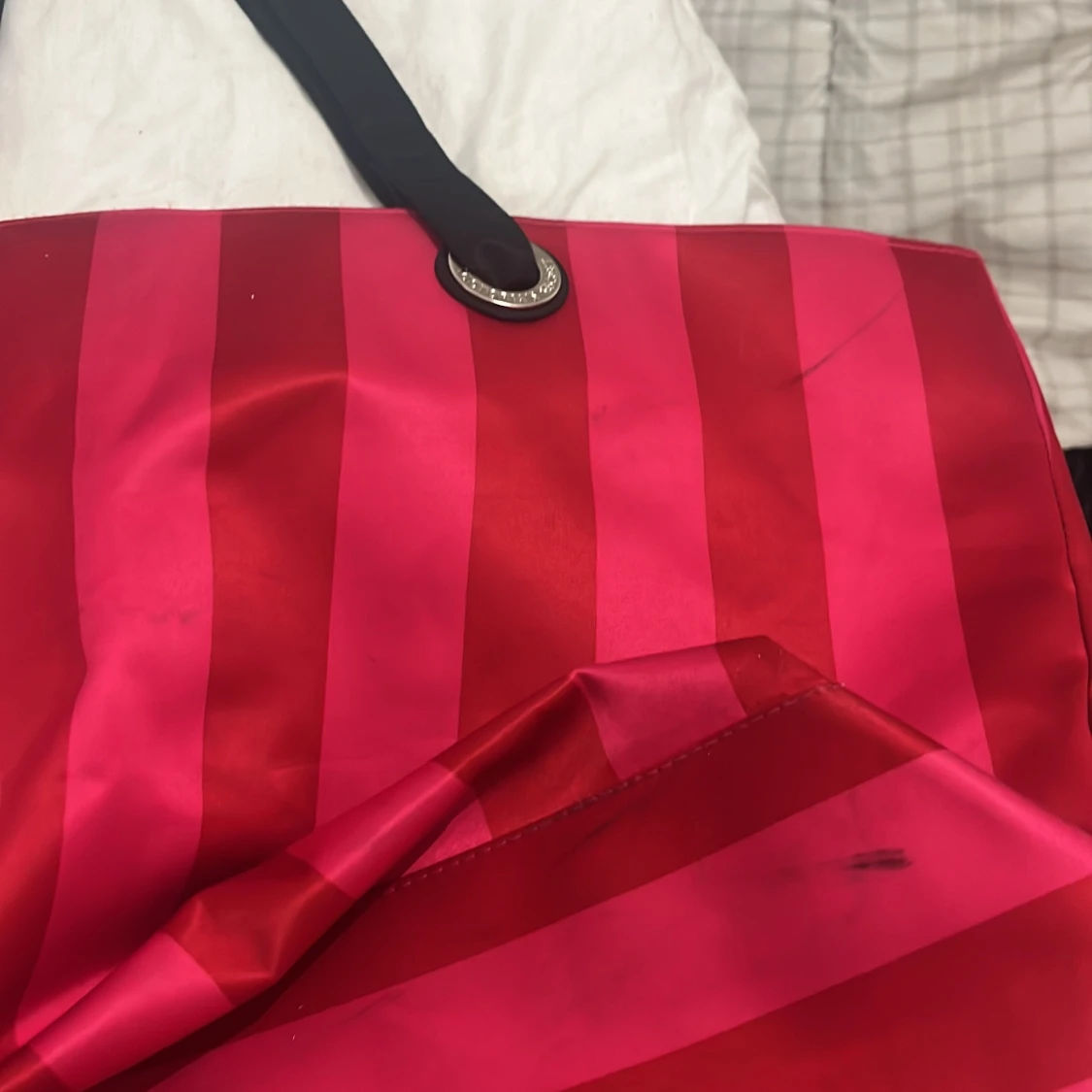 Röd randig shoppingväska från Victoria's Secret - 91