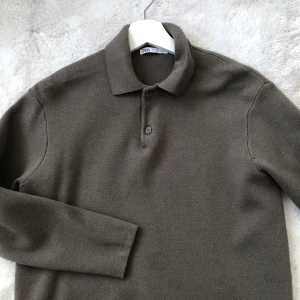 Brun pikétröja från Zara - Superfin tröja, i bra skick! Storlek S. 