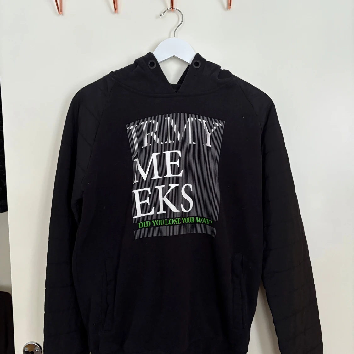 Svart hoodie från Jeremy Meeks 