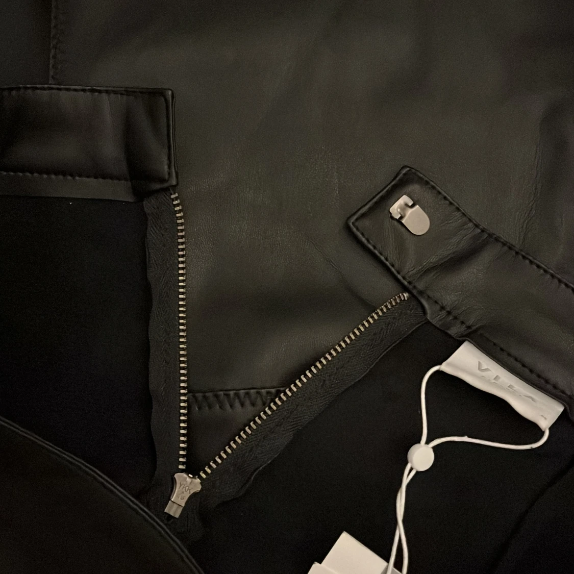 Svart kjol från Vila - 2