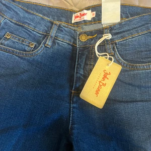 Jeans  - Helt ny jeans 
