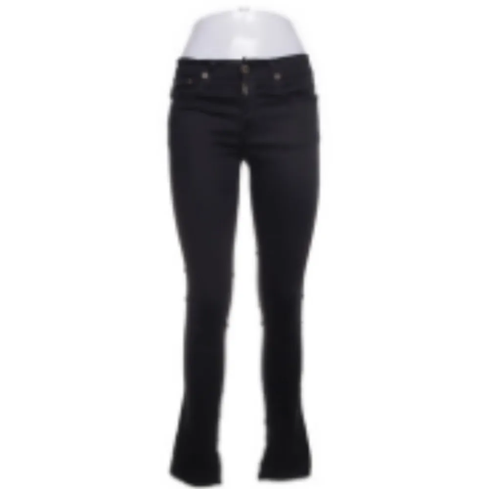 Low waist jeans i storlek 27. Jeans & Byxor.