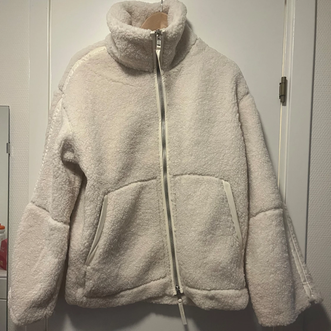 Teddyjacka från H&M - 90
