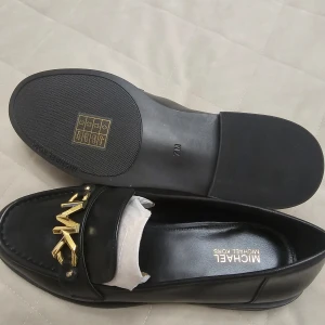 Nya Michel Kors skor - Storlek 37, helt nya skor