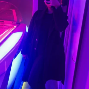 Kappa - Säljer svart kappa från vero Moda i strl S men passar en xs-m