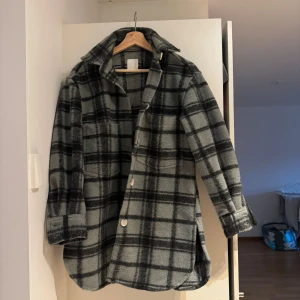 H&M jacka - Jacka i strl xs, bra skick 