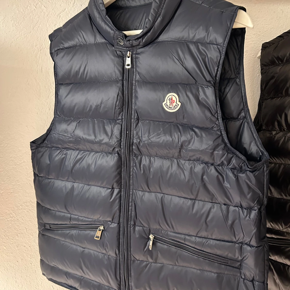 Moncler Gui Gilet Navy - 90