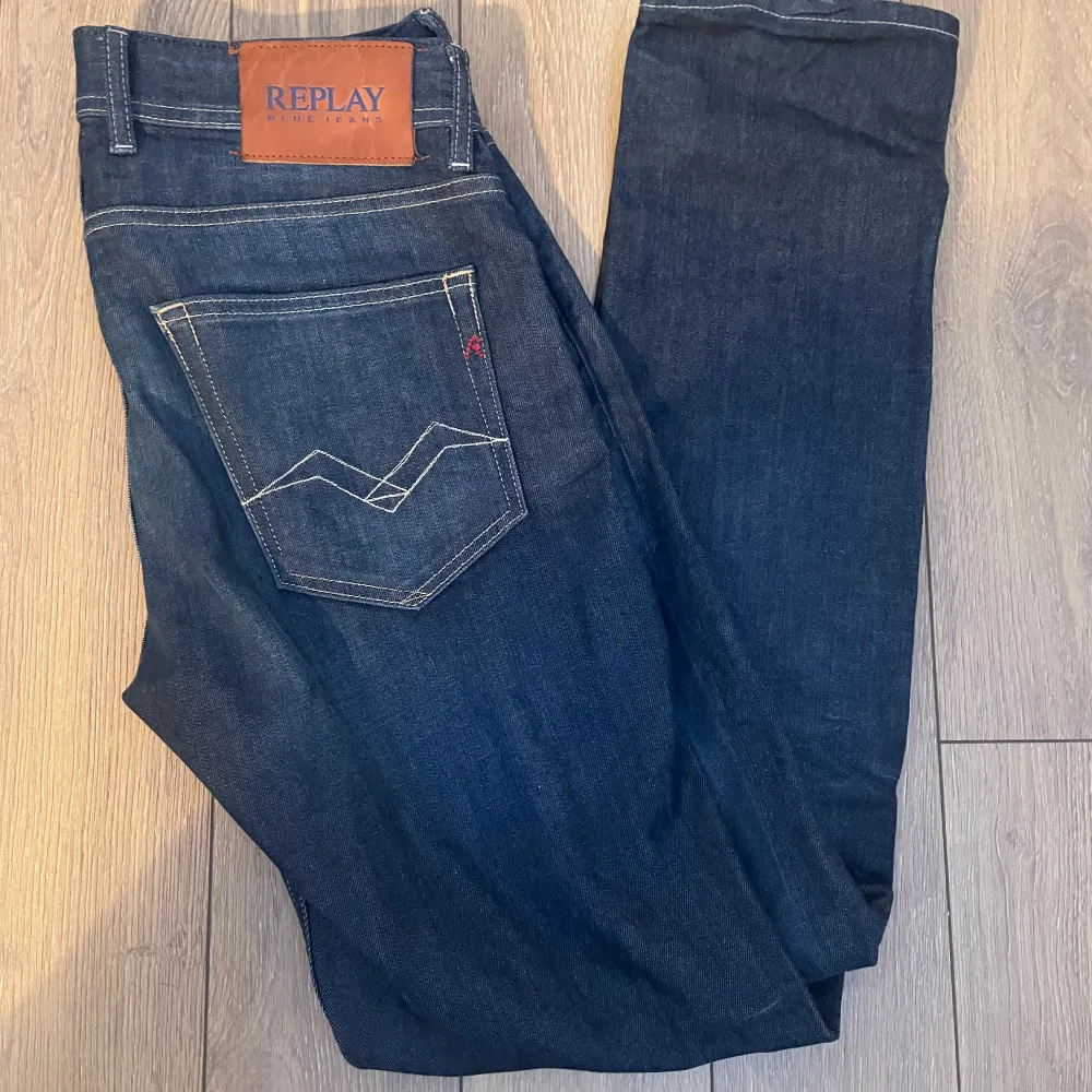 Inga deffekter, sparsamt använda.  Modell: Grover W30 L32 Nypris 1399kr . Jeans & Byxor.