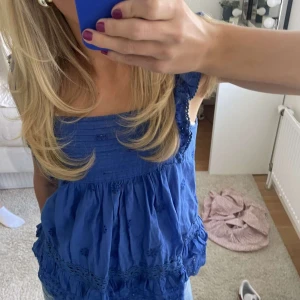 Blå blus mango - Söt blå blus från mango. Använd fåtal gånger 💙