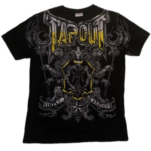 Tapout tee - Crazy tapout tee i storlek S har inga vidare defekter, skriv om du har frågor!👌🤑