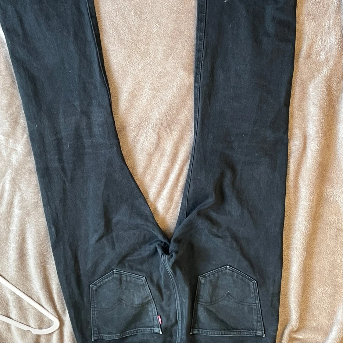 3 x Levis 501 samma strl med hål på samma ställe - 93