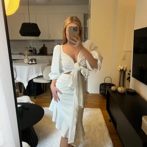 Klänning adoore  - Så fin klänning från adoore! Endast tvättad! ❤️