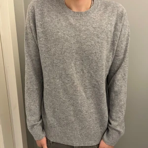 Kashmir tröja  - Kashmir tröja i herrmodell, storlek M 