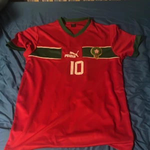 Fotboll tröja  - Helt ny 