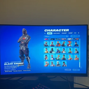 Fortnite konto - Jag har då valt att sälja mitt Fortnite konto då jag inte har någon användning av det. Förslag om pris kan ni skicka till mig även om ni har frågor. Säljer kontot för max 1000 (Jag scammar inte så om du tror att jag scammar så behöver ni inte skriva för det tar min tid)