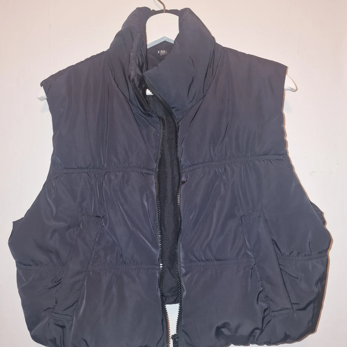 Svart väst från H&M