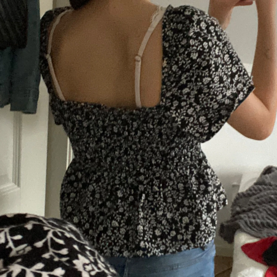 Blommönstrad blus/topp - 90