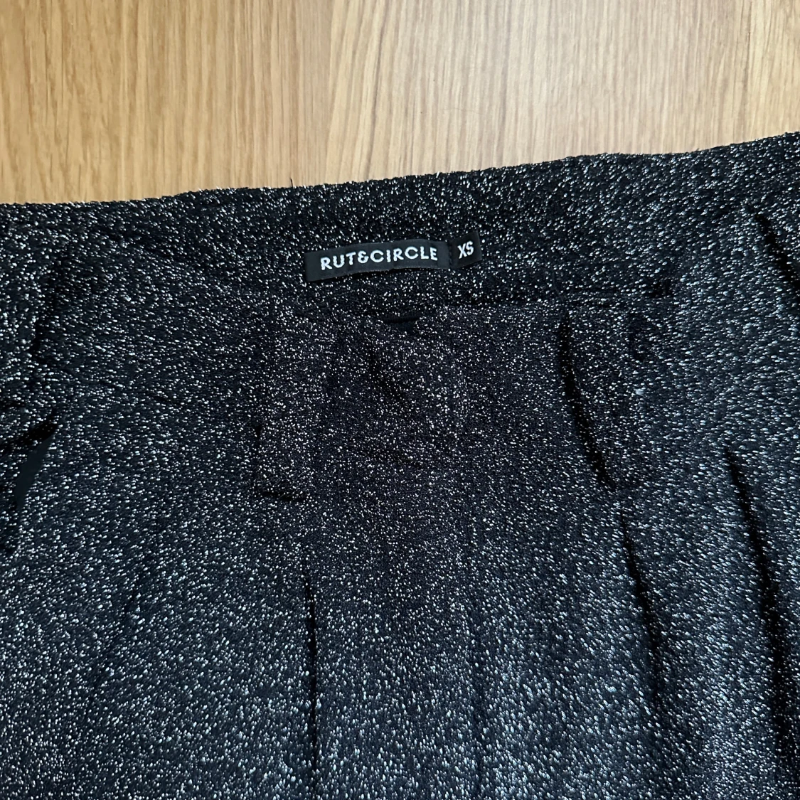 Svarta glittriga byxor från Rut&Circle - 90